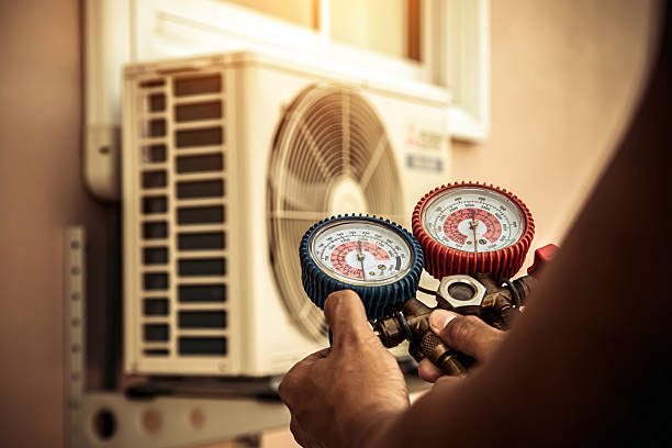 Professional Hvac technician working in Dixie, WA